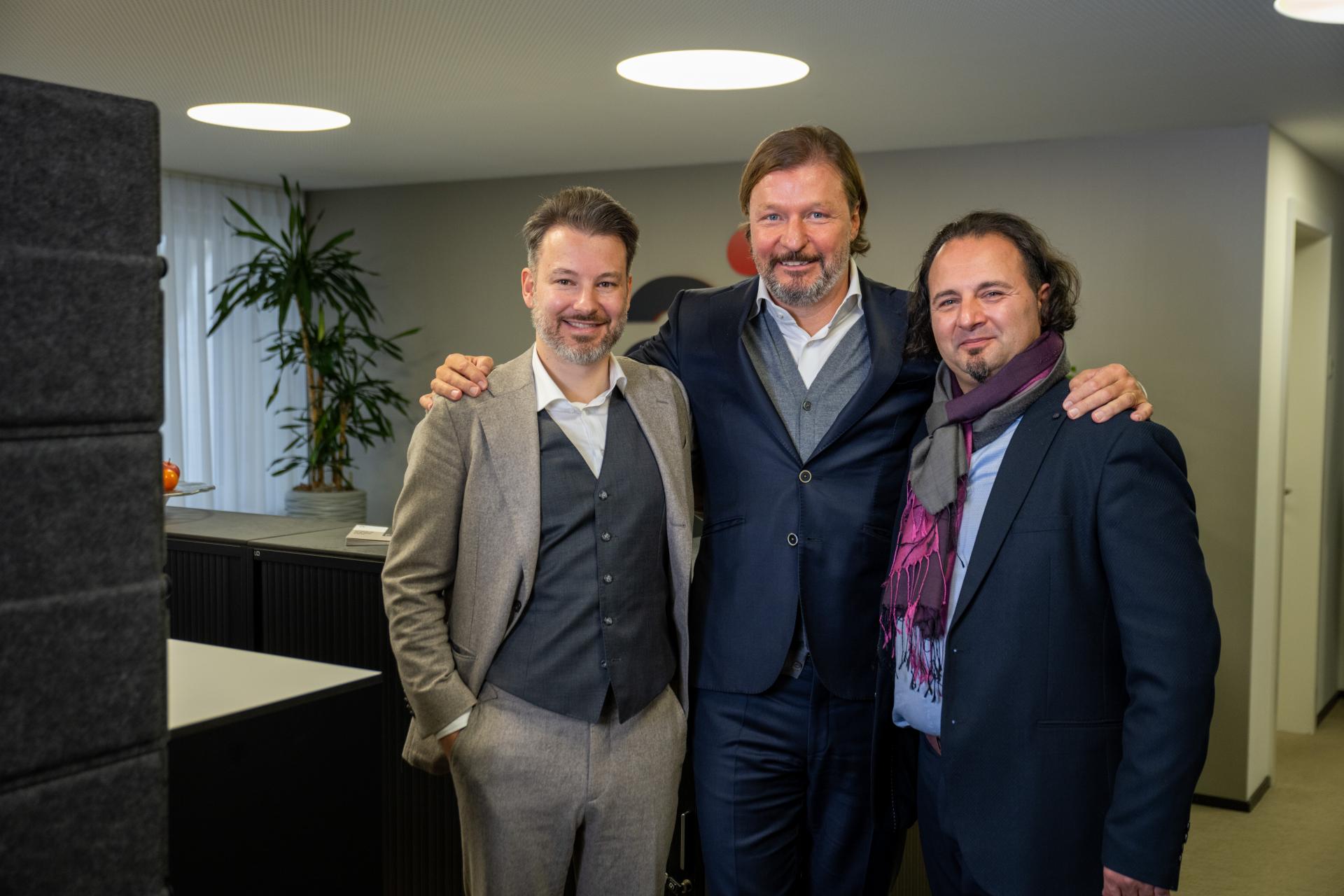 Benjamin Block, Christian Nussbaumer und Feri Cilurzo (v. l.) führen die Aeberli Treuhand AG als Partner. 