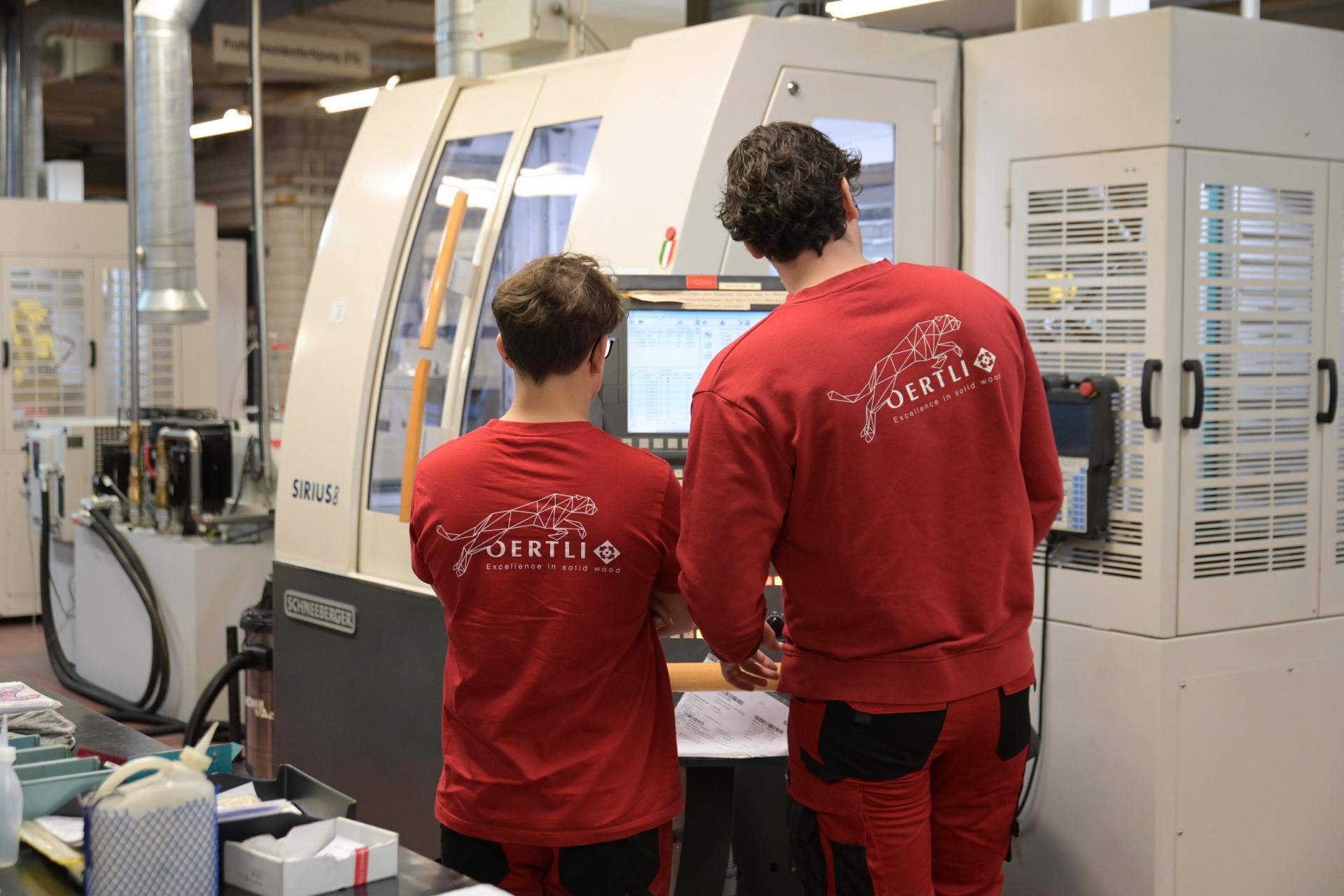 Faktor Mensch: Auch ein extrem hoher Grad an Automatisierung erfordert fachkundige Justierung, Überwachung der Prozesse und Kontrolle des Outputs.